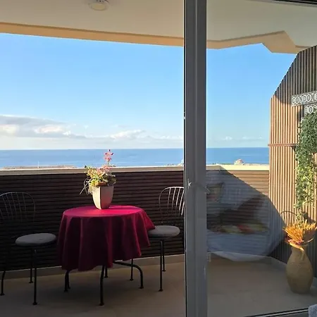 Full Ocean View 2 Pools Big Balcony Air Condition Apartment